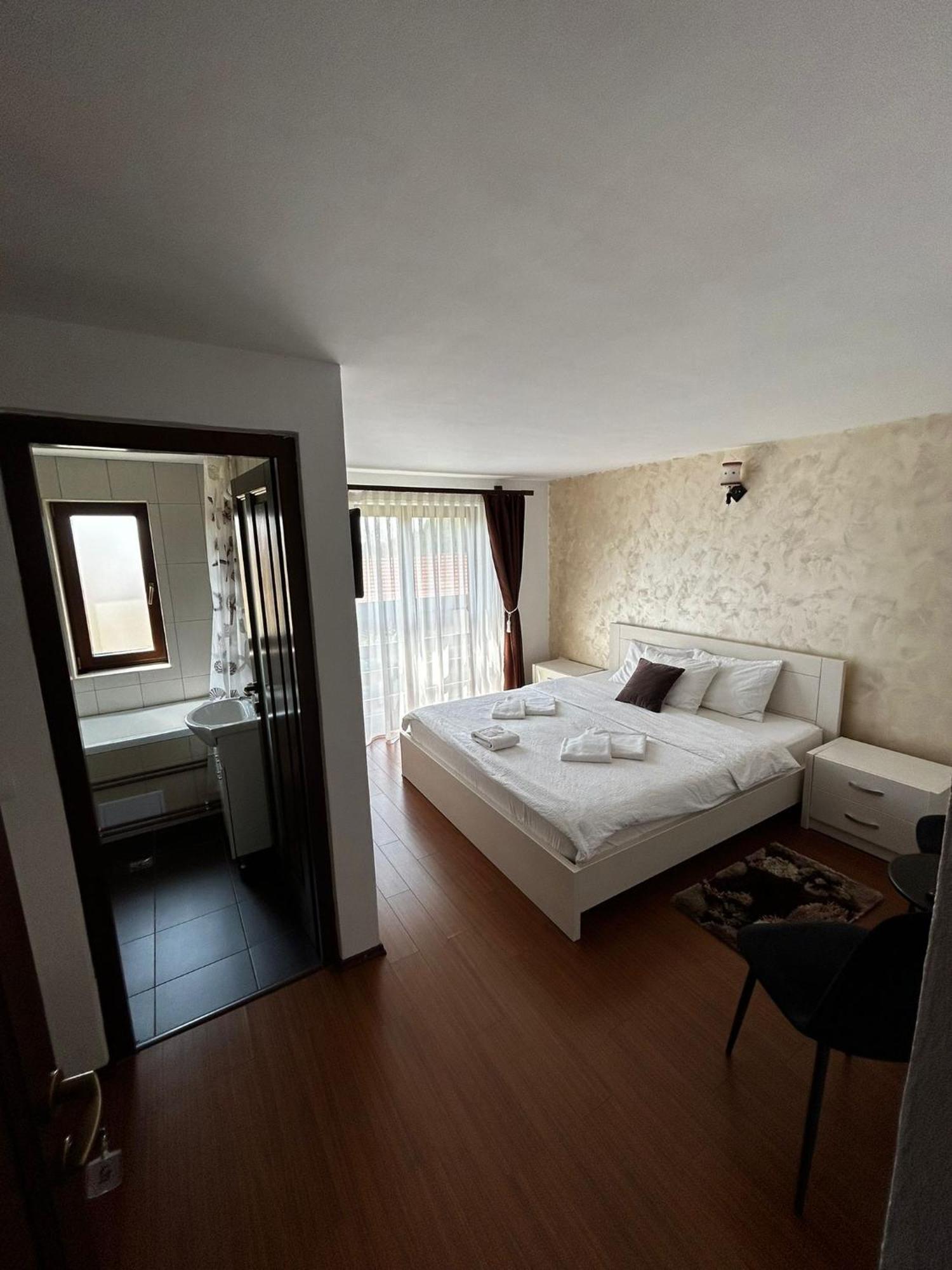 Hotel Casa Larisa Chiscau Zewnętrze zdjęcie