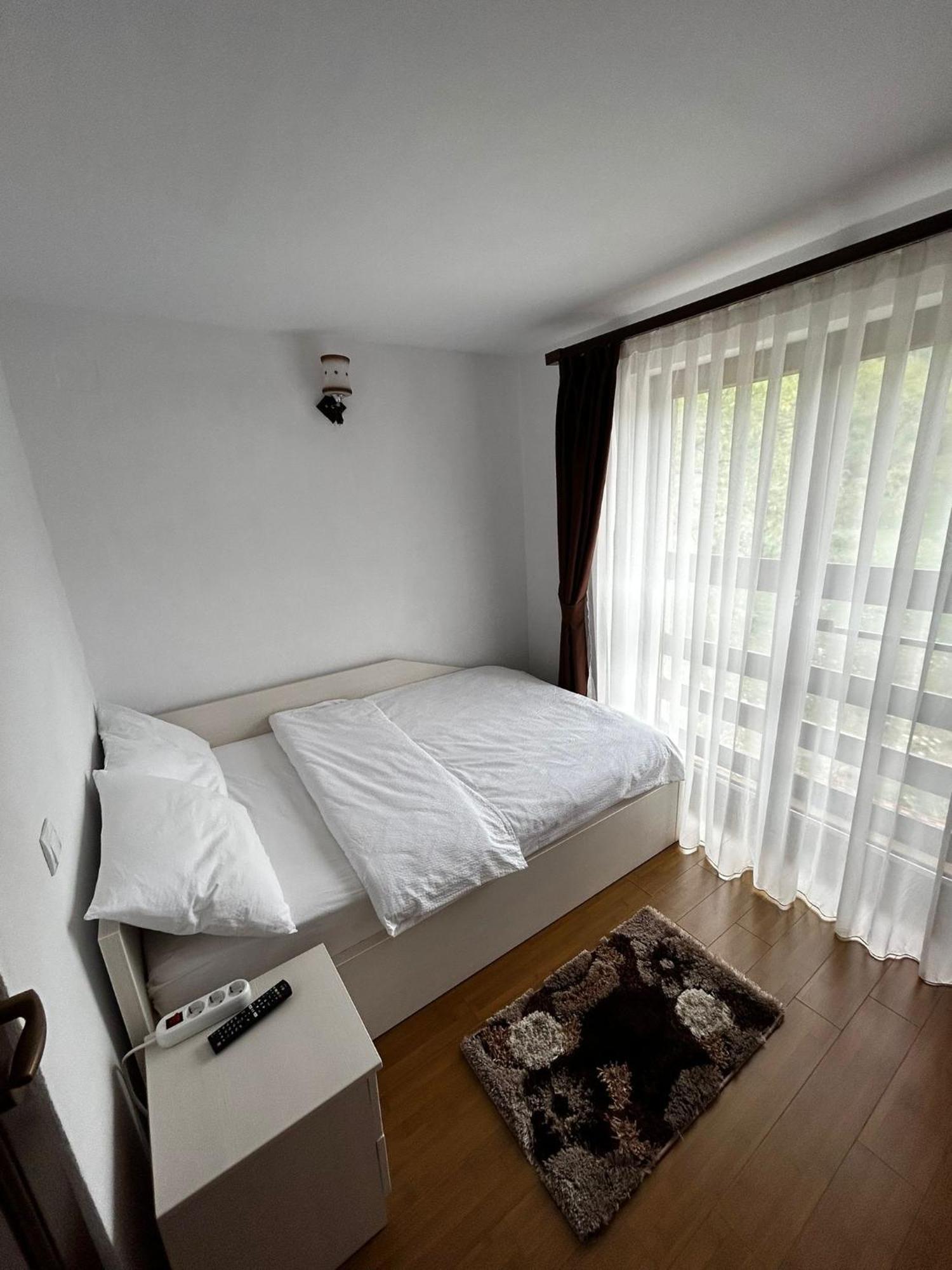 Hotel Casa Larisa Chiscau Zewnętrze zdjęcie