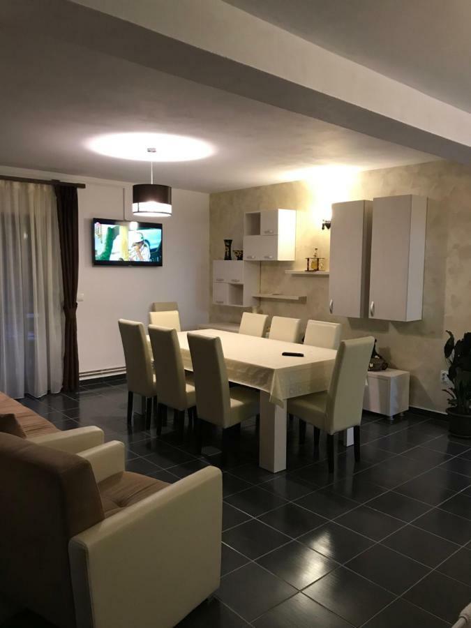 Hotel Casa Larisa Chiscau Zewnętrze zdjęcie